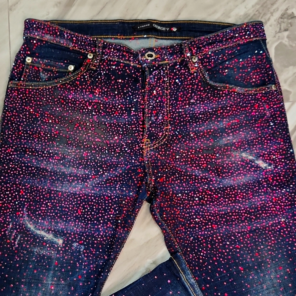 Avenue George V blue red rhinestones